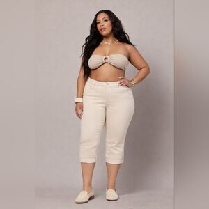 DG2 SOFTCELL DENIM CAPRI NWT!